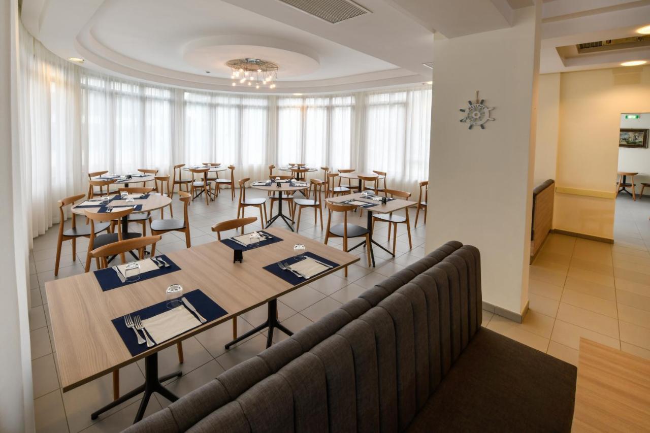 Hotel Torretta Католика Екстериор снимка