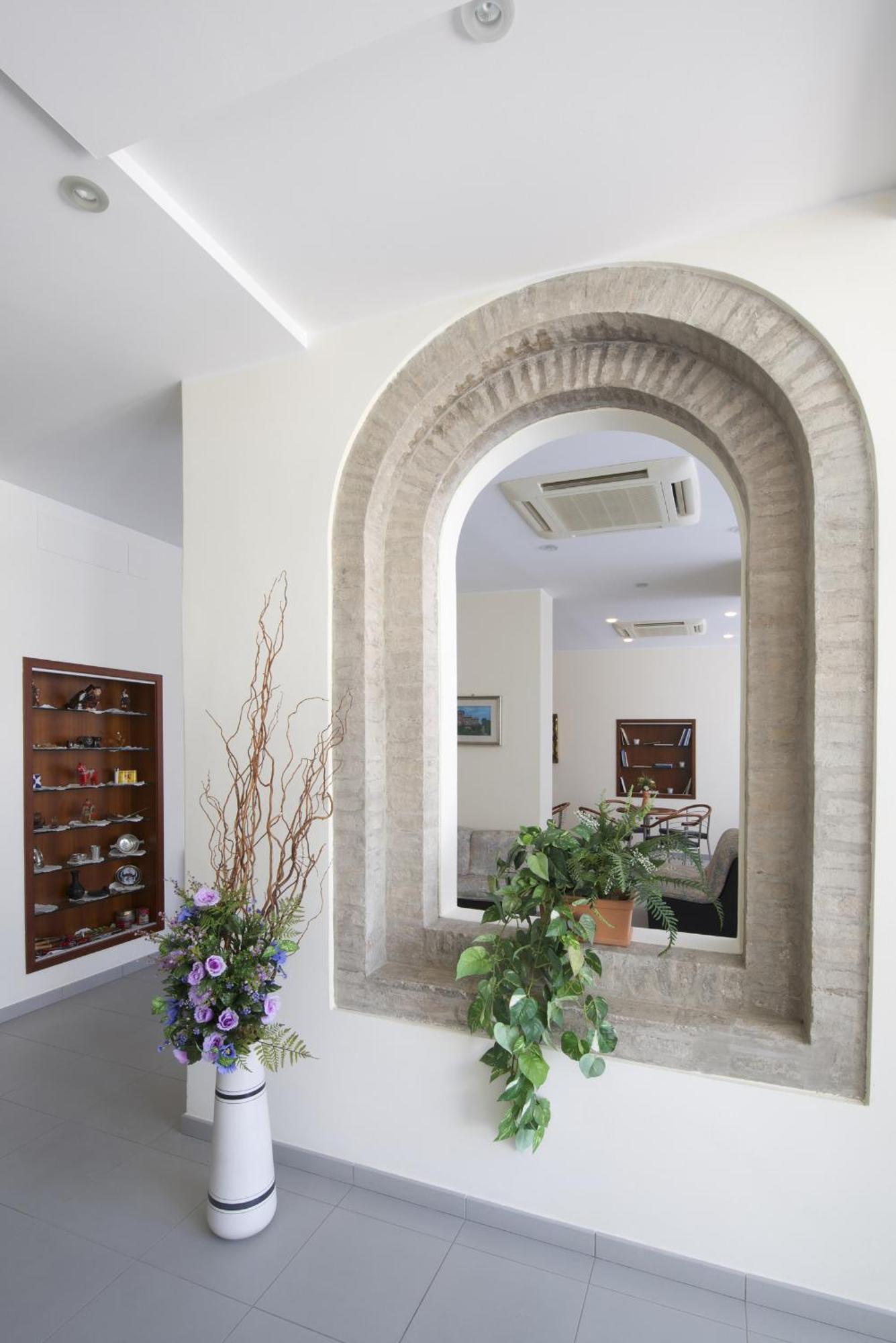Hotel Torretta Католика Екстериор снимка