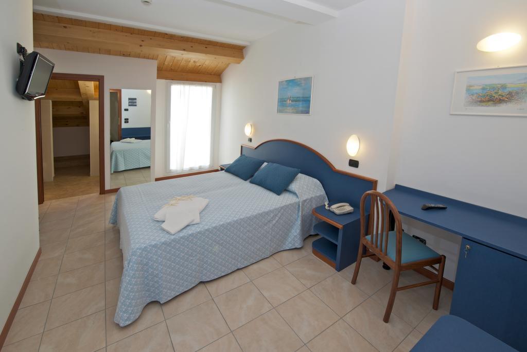Hotel Torretta Католика Екстериор снимка