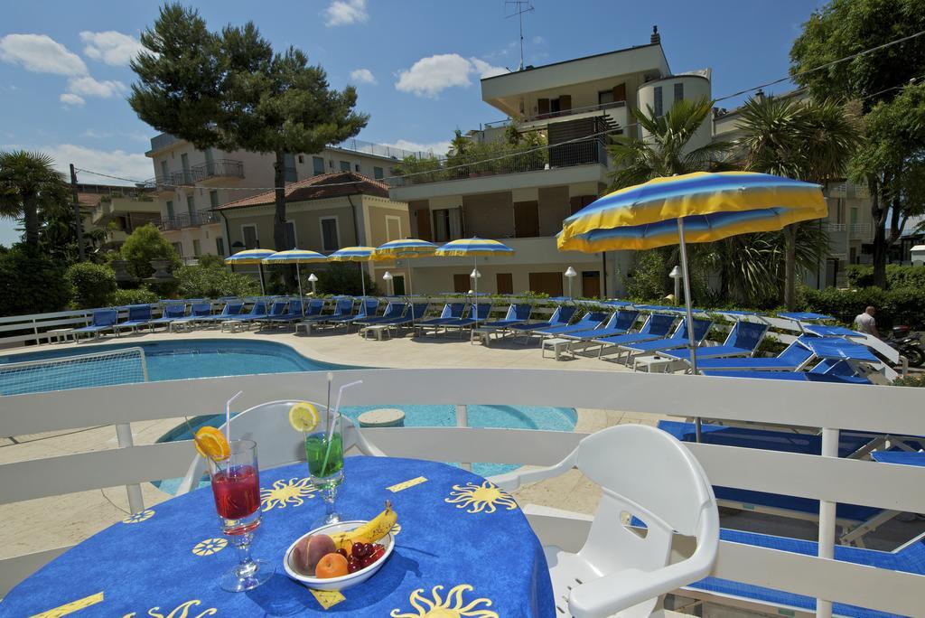 Hotel Torretta Католика Екстериор снимка
