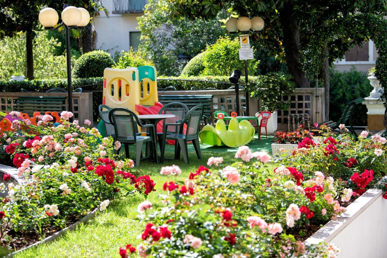 Hotel Torretta Католика Екстериор снимка