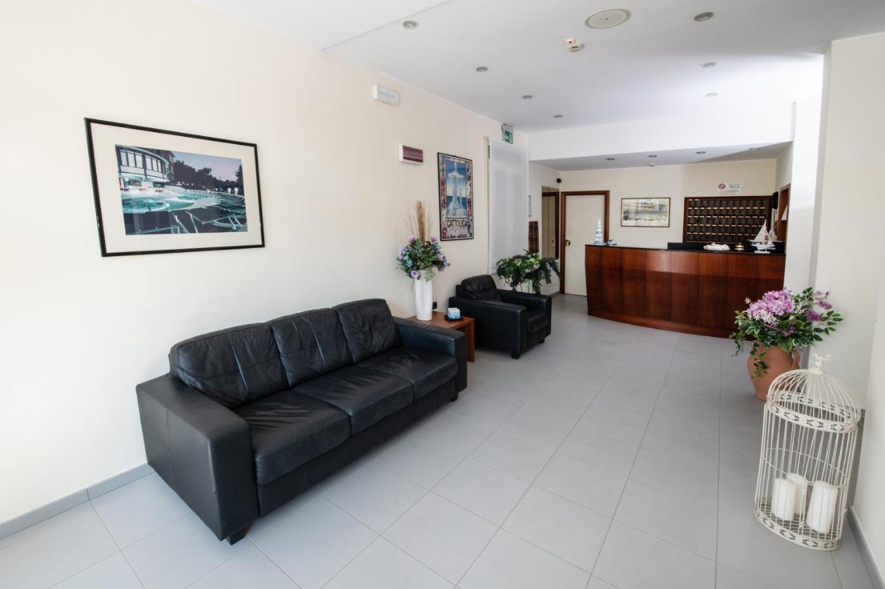 Hotel Torretta Католика Екстериор снимка
